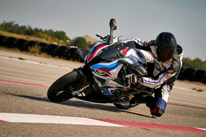 BMW M 1000 RR