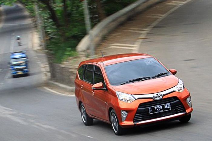 Ilustrasi mobil LCGC