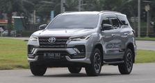 Toyota Camry, Voxy, Alphard, Fortuner, dan CH-R Borong Gelar Resale Value Terbaik di GridOto Award 2021, Begini Tanggapan TAM