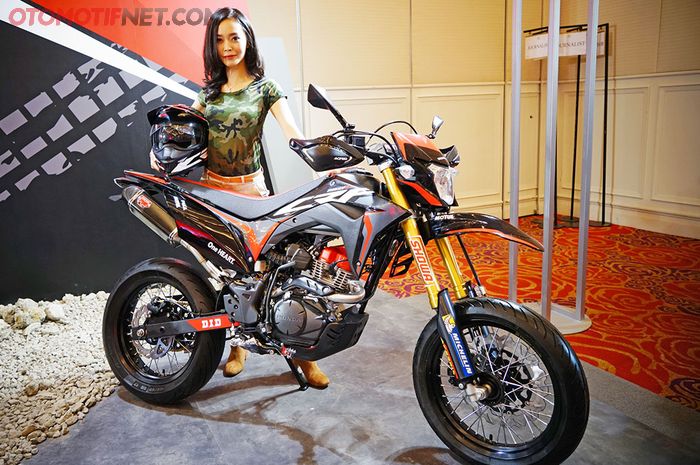 Honda CRF150L Supermoto bakal segera hadir, tunggu tanggal mainnya