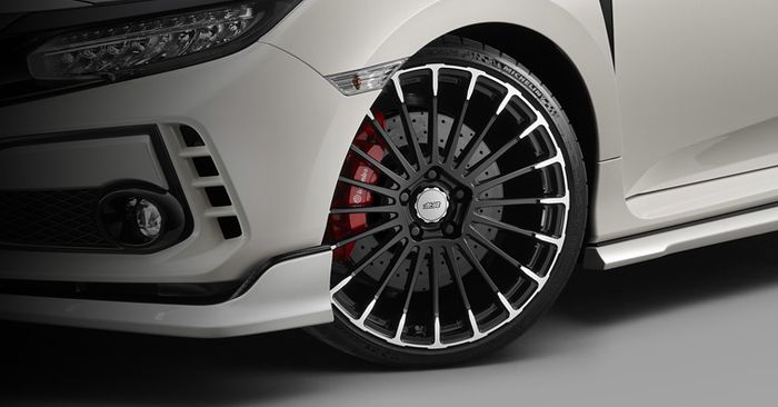 Pelek Mugen untuk Civic Type R
