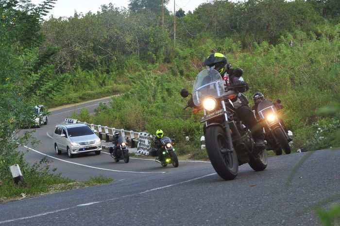 Turing Komunitas Honda Big Bike Tour de Flores diikuti juga pasutri senior, libas ratusan kilometer