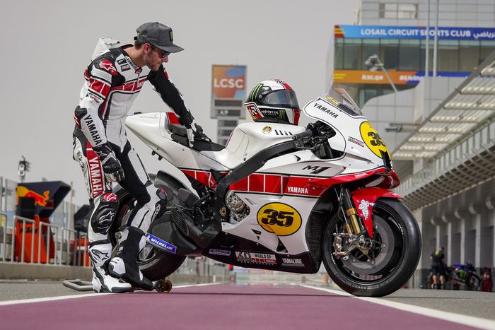 Jadi test rider di tim Yamaha, Cal Crutchlow sudah akrab dengan motor Yamaha YZR-M1