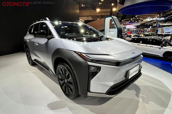 Update harga Toyota bZ4X Touring AWD tahun 2026.