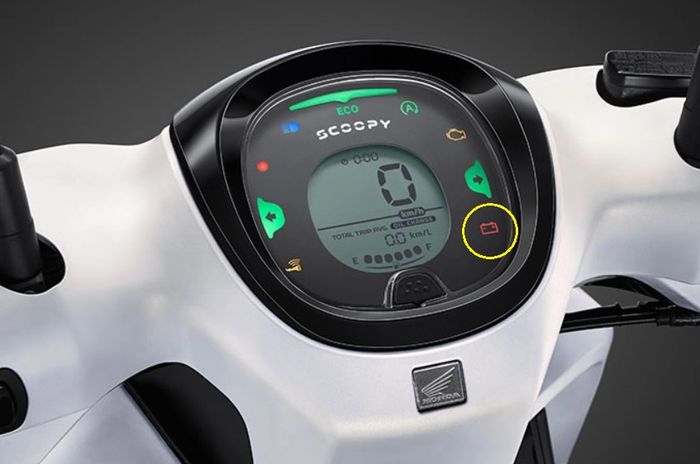 Dilingkari kuning, indikator aki di panel instrumen