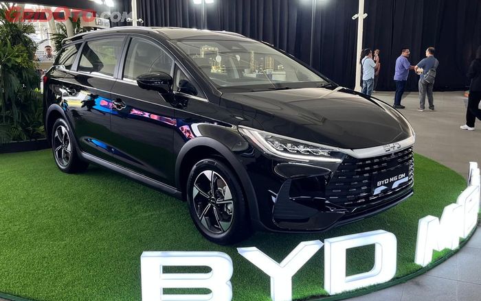 BYD M6 DM