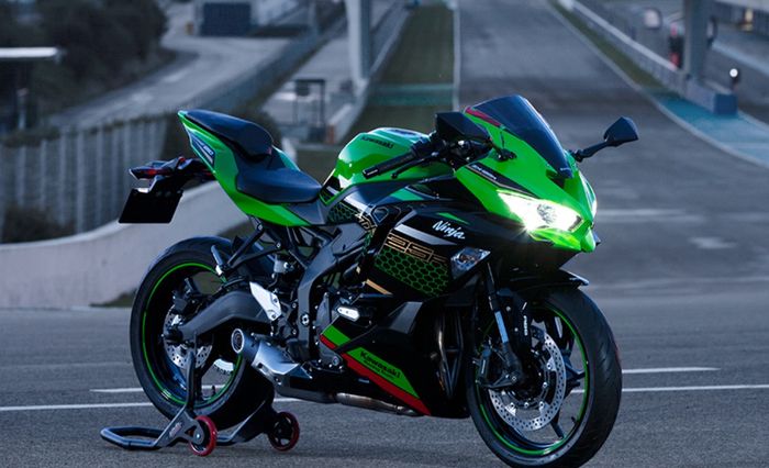 Kawasaki Ninja ZX-25R