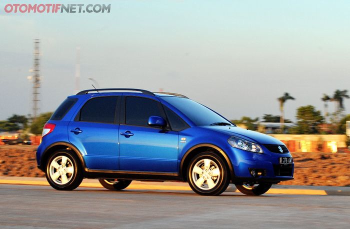 Suzuki SX4 generasi pertama