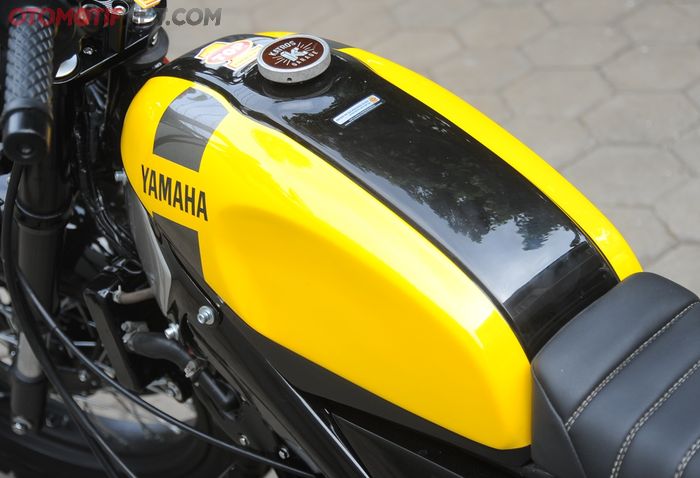 Tangki ala Yamaha XSR155 dapat menampung sampai 12 liter bensin