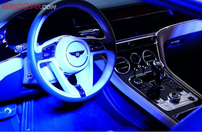 Bagian belakang The New Bentley Continental GT