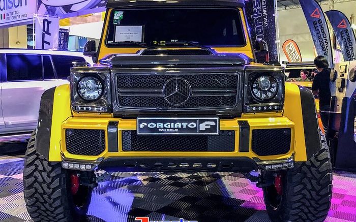 Modifikasi Mercedes-Benz G-Class terjangkiti part serat karbon di bodi