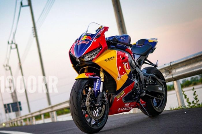 Honda CBR1000RR berkonsep Redbull Racing