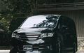 Nissan Serena Elegan Berkaki Melata, Bodi Serba Hitam Sampai ke Pelek