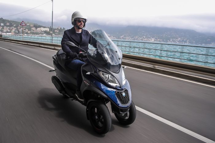 Piaggio Group bersama Autoliv sedang mengembangkan sistem airbag di sepeda motor