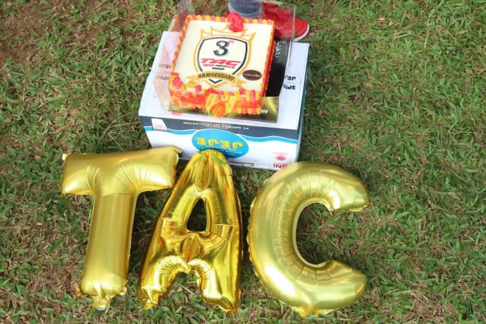 Kue ulang tahun ketiga TAC chapter Padang