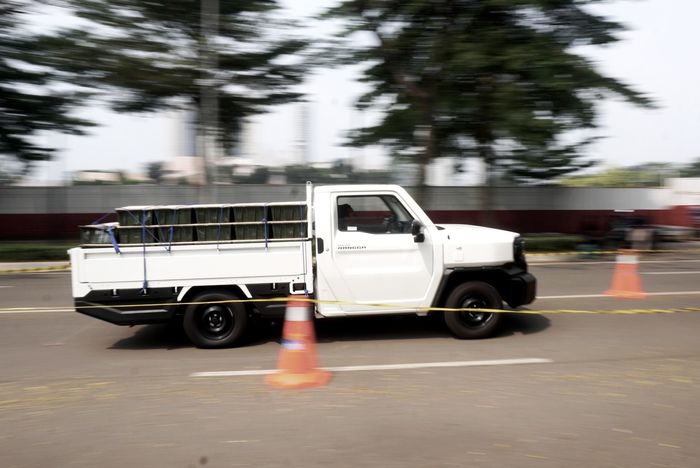 Toyota Hilux Rangga dibangun dari sasis IMV yang terbukti tangguh