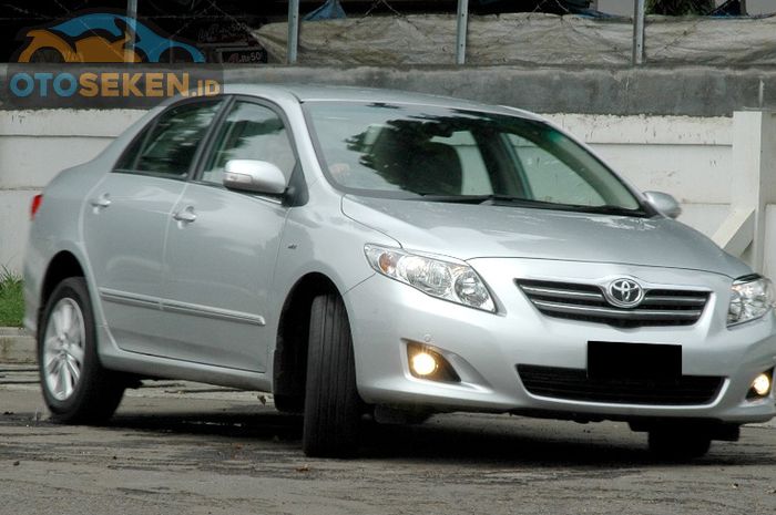 Toyota Corolla Altis 1.8V 2008