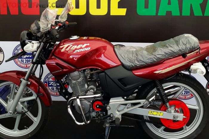 Honda Tiger generasi pertama sering disebut dengan Tiger Lawas alias Tilas