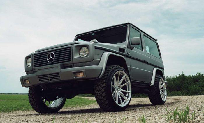 Mercedes-Benz G-Class pakai pelek Vossen seri HF-3 ukuran 22 inci