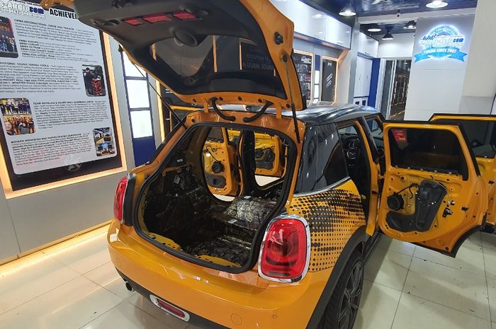 Reference Car Sistem Audio Garapan Cartens Autosound dan Audio Plus Indonesia