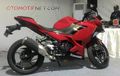 Mengapa Kawasaki Ninja 250 Baru Enggak Pakai Suspensi Upside Down?