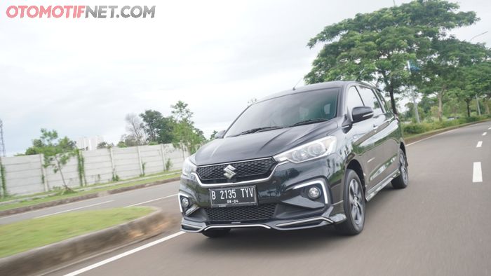 Suzuki Ertiga Suzuki Sport AT