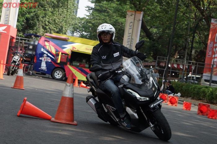 ADV150, Genio Hingga CRF250 Rally Bisa Dijajal di Parade Test Ride Honda di Otobursa 2019