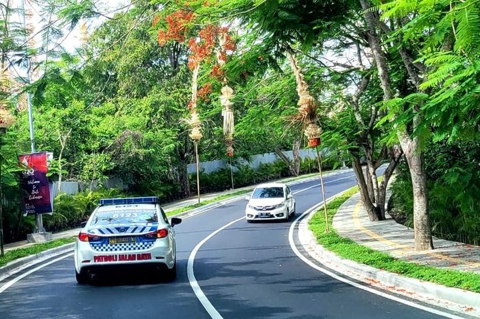 Kementerian PUPR percantik Jalan Siligita-Apurva Kempinski sepanjang 6,5 km merupakan akses tamu negara menuju venue utama KTT G20 Bali.