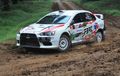 Mazda2 Juara APRC Medan, Peserta Harus Berjibaku Melawan Cuaca dan Isengnya Penonton 