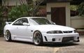 Nissan Skyline R33 Jadi Idaman, Harga Emblem GT-R Bikin Ngakak