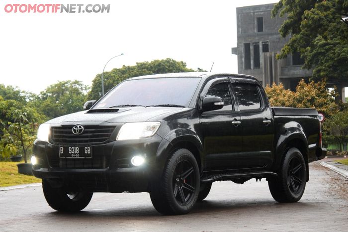 Toyota Hilux Suosss, Dua Turbo Ngumpet, Torsi 1.040 NM Muntah!