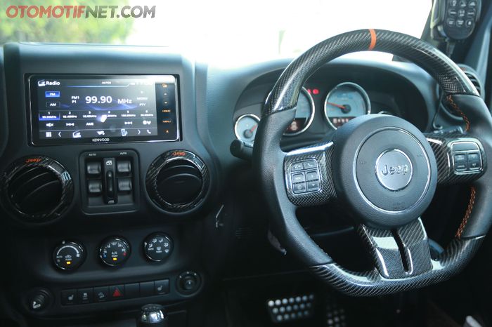 Interior Jeep Wrangler JK Arctic