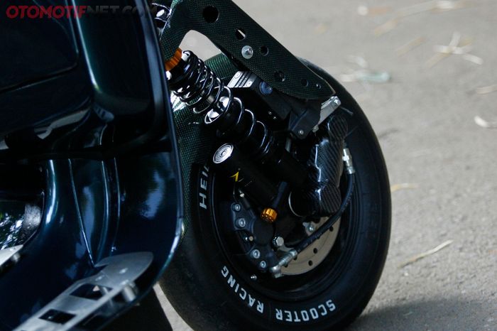 Sokbreker mahal dan paket rem cakram, sporti kan! 