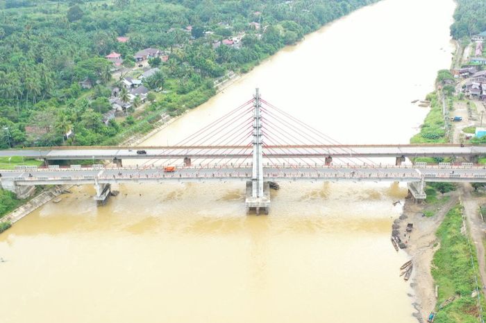 Dukung konektivitas di Sumatera Barat, Kementerian PUPR resmikan Jembatan Sungai Dareh dan Jembatan Pulai.