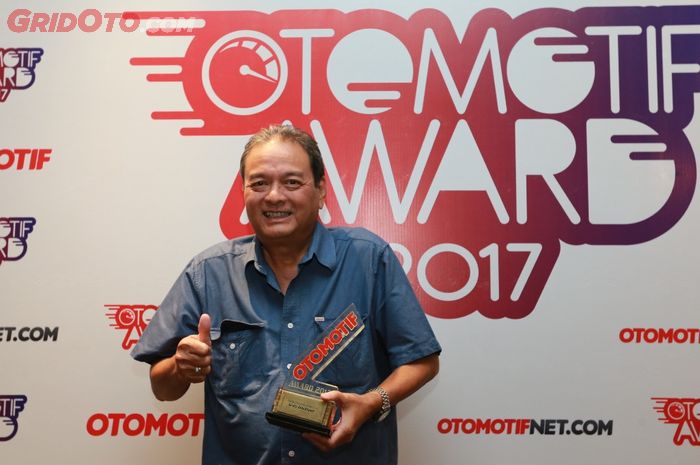 ia pernah menerima penghargaan untuk Genta Auto&amp;Sport sebagai 'Motorsport Promotor Of The Year' OTOMOTIF Award pada tahun 2016 dan 2017