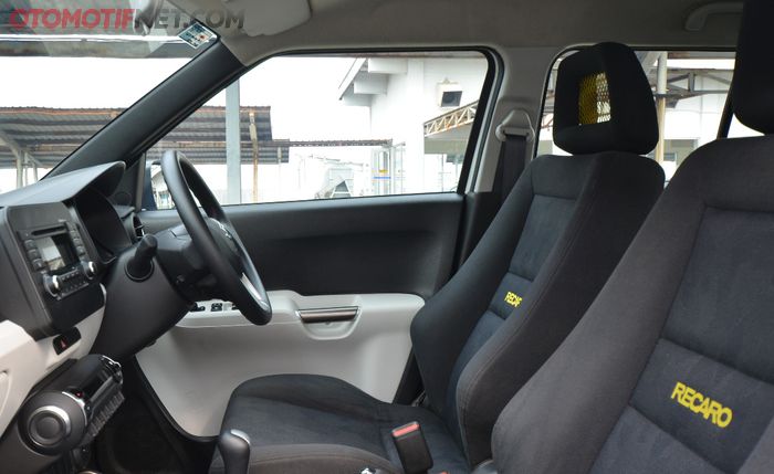 Pastikan interior dalam selalu bersih dan sehat