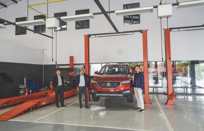 Fasilitas servis dan body repair di dealer MG Bekasi.