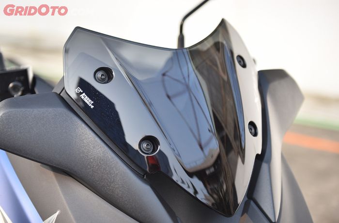 Windshield ganti yang mini, &ldquo;Enggak demen yang tinggi-tinggi, bikin pusing,&rdquo; curhat Januar 