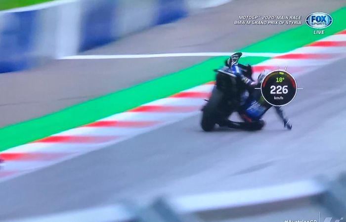 Maverick Vinales menjatuhkan diri dari motor di MotoGP Stiria 2020
