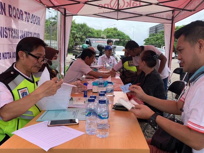 51 Kendaraan Dirazia Nunggak Pajak, 16 Bayar di Tempat, Sisanya Nulis Surat