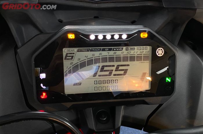 Spidometer R15M terinspirasi dari model YZF-R1 yang kental dengan aura balap