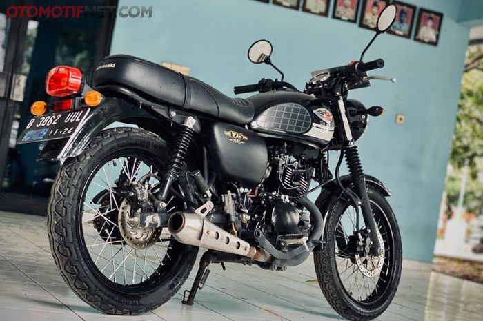 Kawasaki W175 jadi lebih pakem dan keren dengan cakram belakang