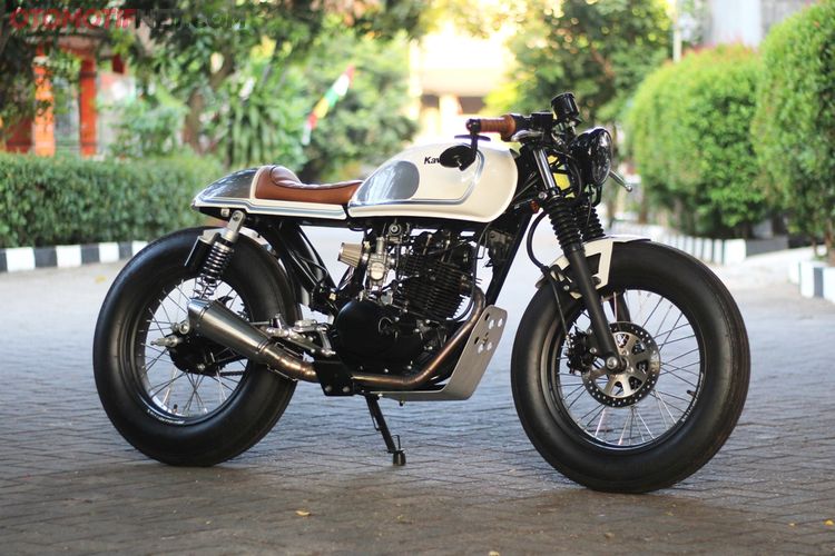 Kawasaki W175 Modifikasi Cafe Racer | Reviewmotors.co