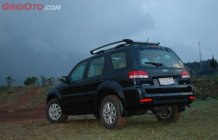 Harga Ford Escape saat ini mulai terjangkau