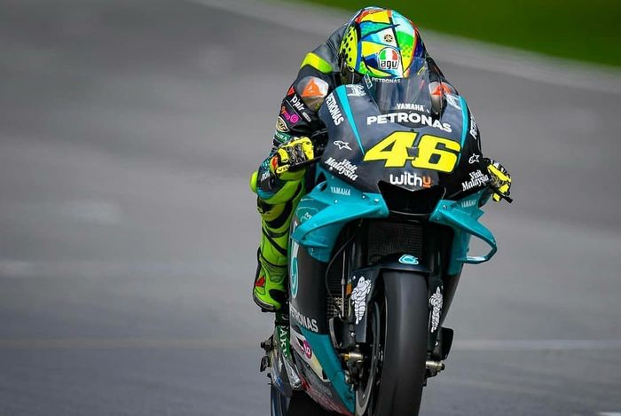 Hasil rekaan visual livery motor MotoGP Valentino Rossi di tim Petronas Yamaha
