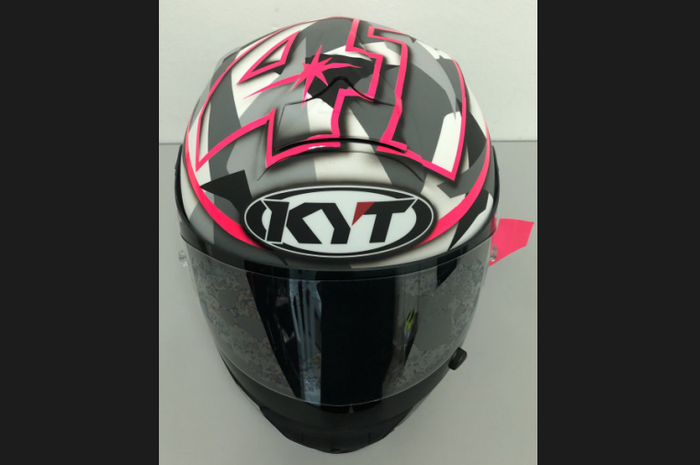 Ini nih desain livery helm yang dipakai Aleix Espargaro selama tes musim dingin
