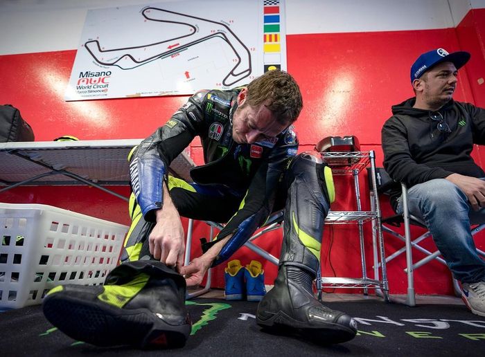 Pembalap Monster Energy Yamaha, Valentino Rossi, menjalani latihan di Sirkuit Misano, San Marino