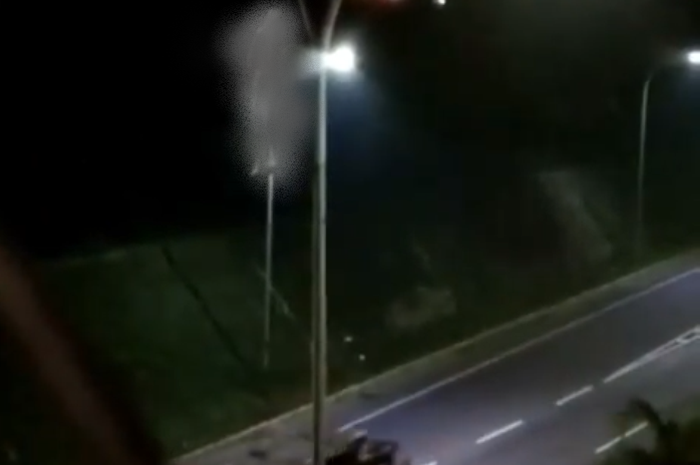 Korban bunuh diri ti tiang PJU KM 30 tol Pasar Rebo