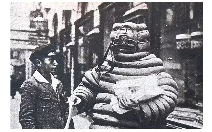 Bibendum atau Michelin Man di era awal kemunculannya