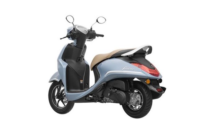 Bodi belakangnya terlihat bongsor